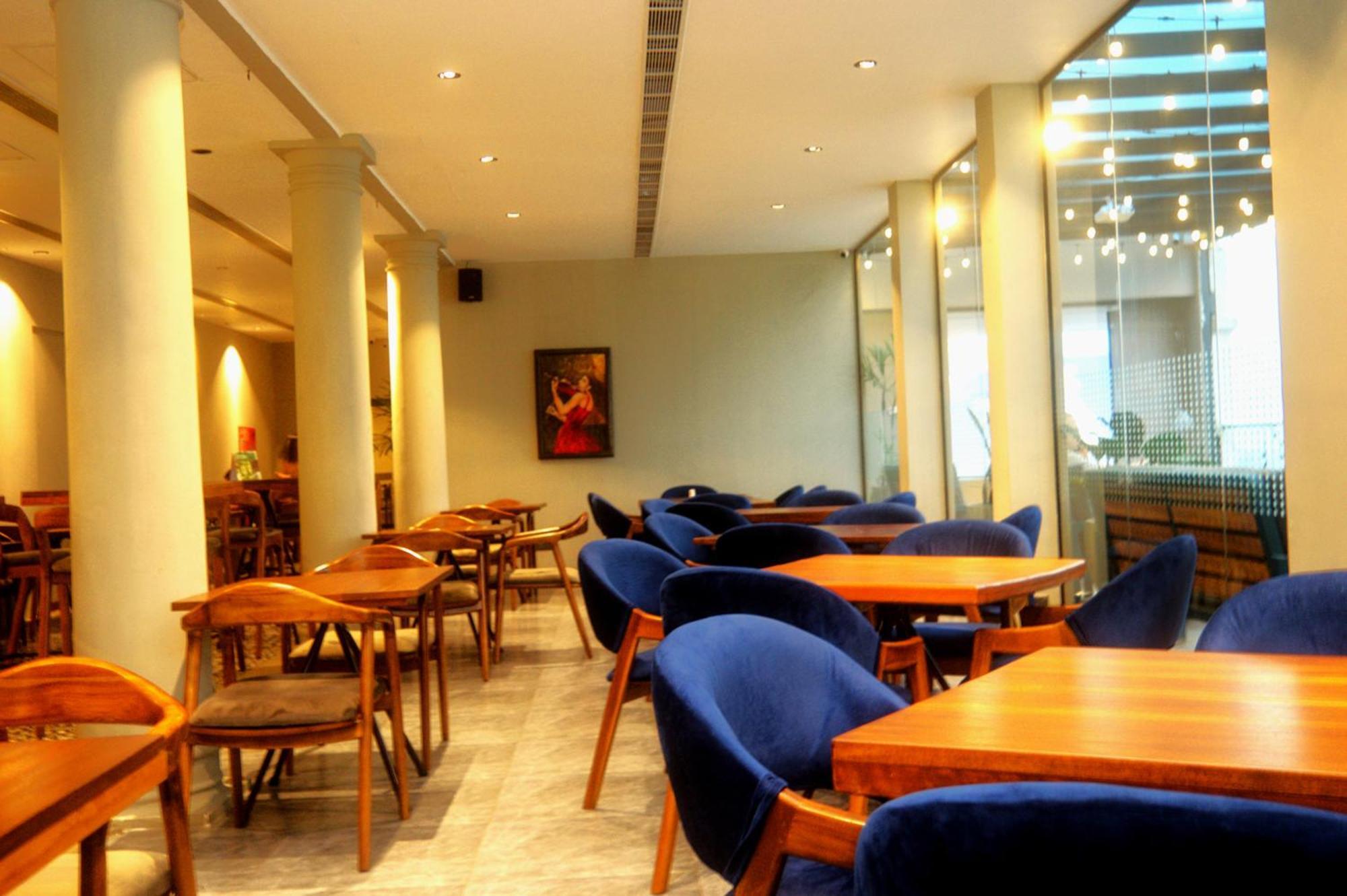 แฟร์เวย์ โคลอมโบ Hotel ภายนอก รูปภาพ