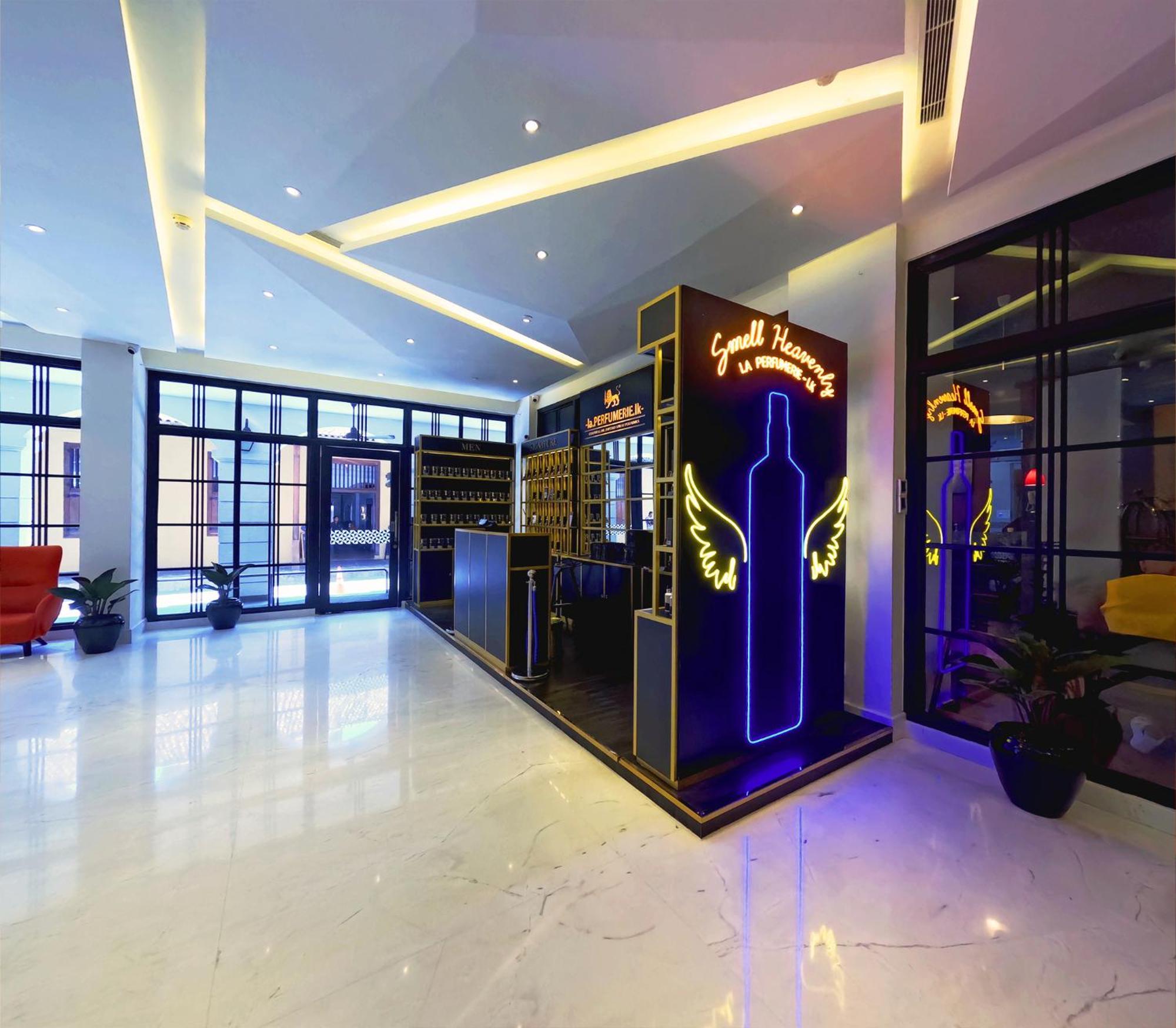 แฟร์เวย์ โคลอมโบ Hotel ภายนอก รูปภาพ